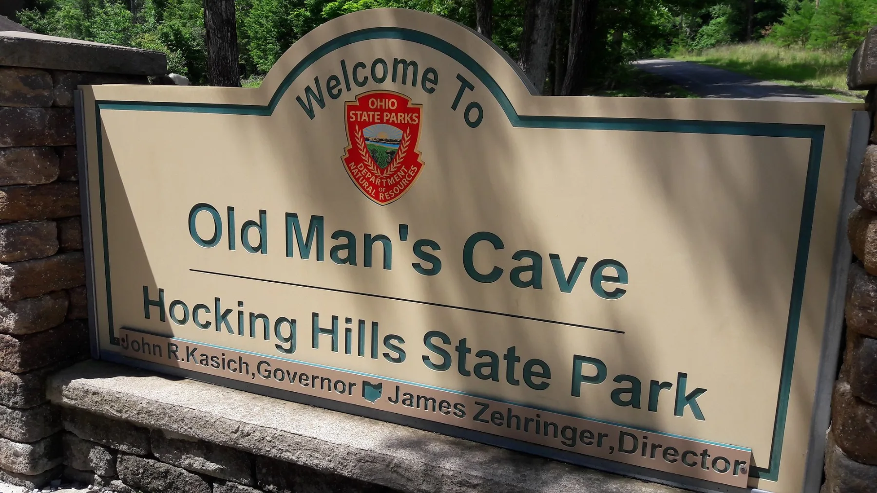 old-man-s-cave.webp